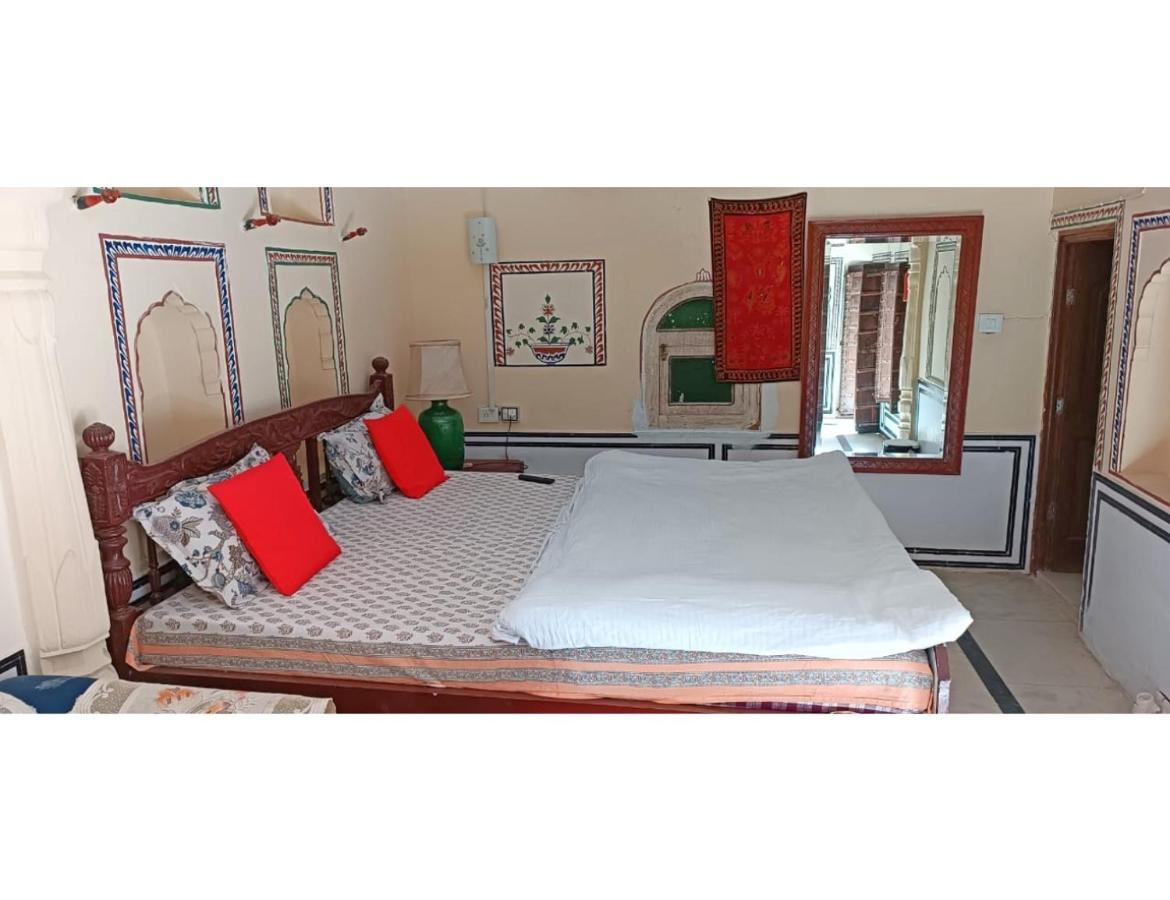 Singhasan Haveli, Mandawa Mandāwa Exterior foto